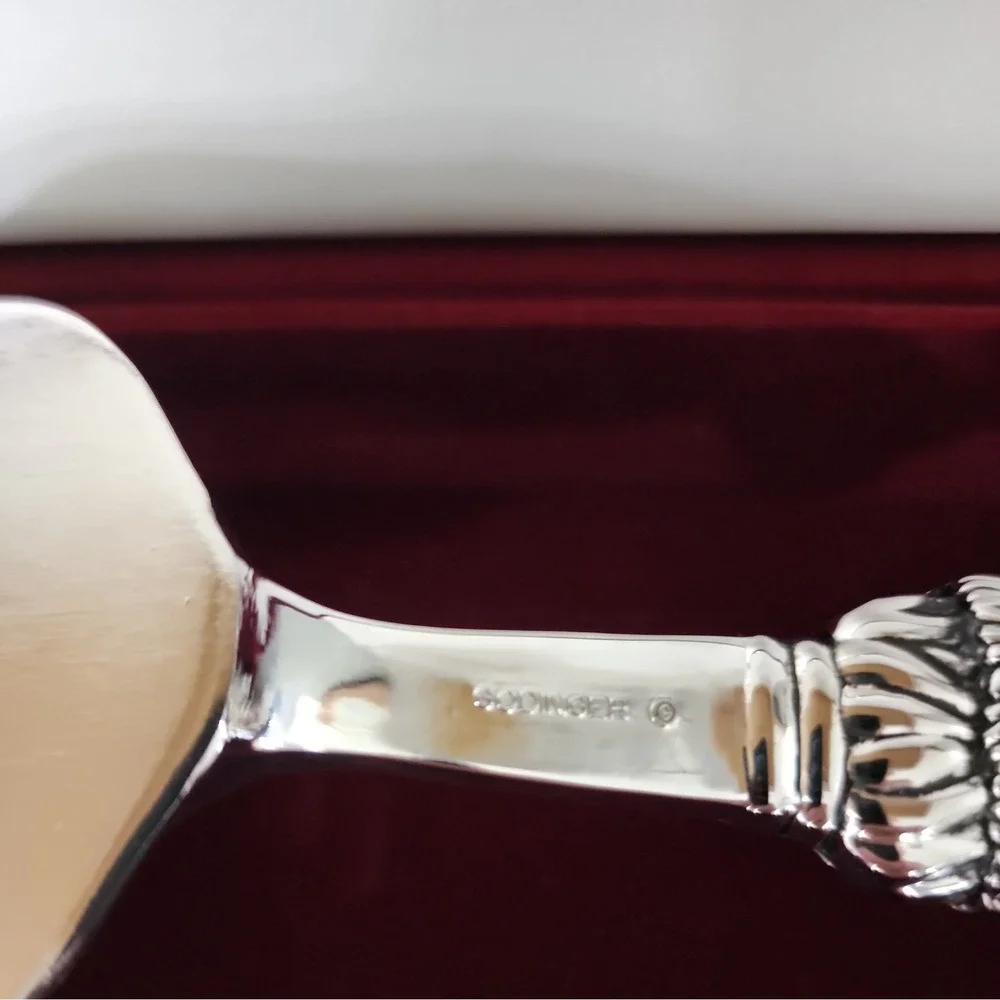 Godinger Cake Cutter Pie Server Santa Claus Silver Plate Christmas Dessert Knife
